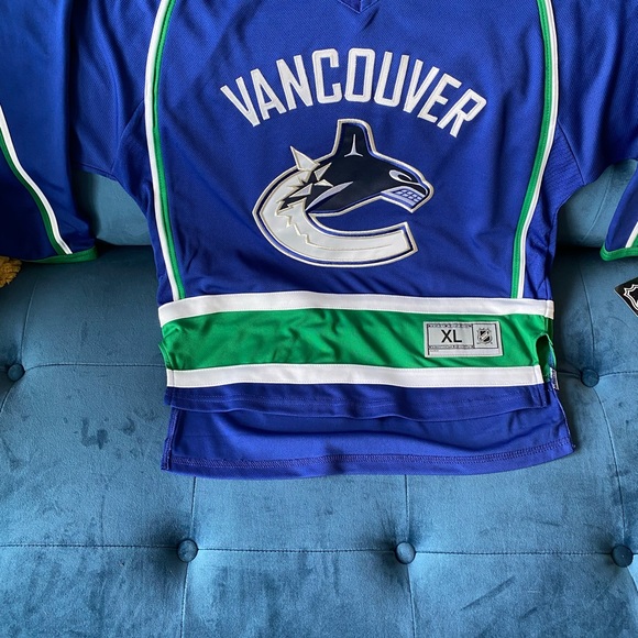 NHL jerseys - Picture 8 of 11